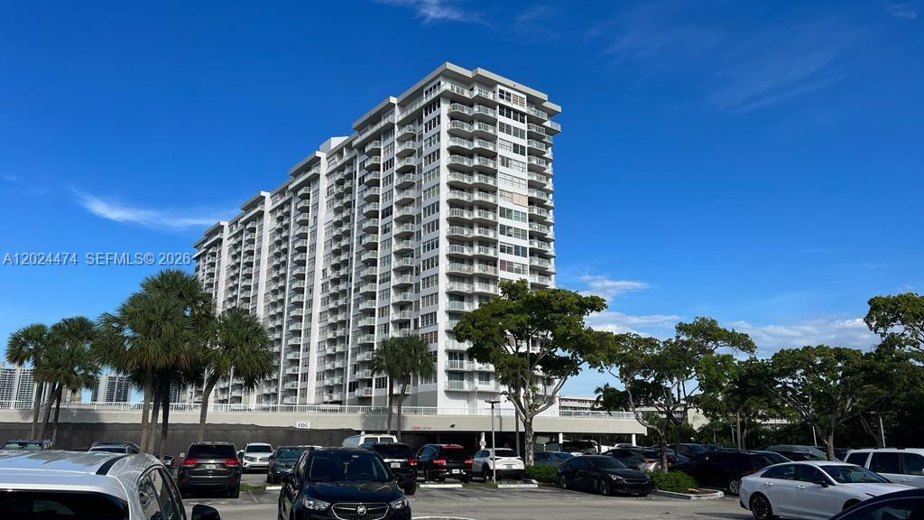 18061 Biscayne Boulevard 1404, Aventura, FL 33160, Aventura