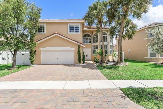 16223 SW 15th Street, Heftler Homes At Pembroke Shores, Pembroke Pines, FL