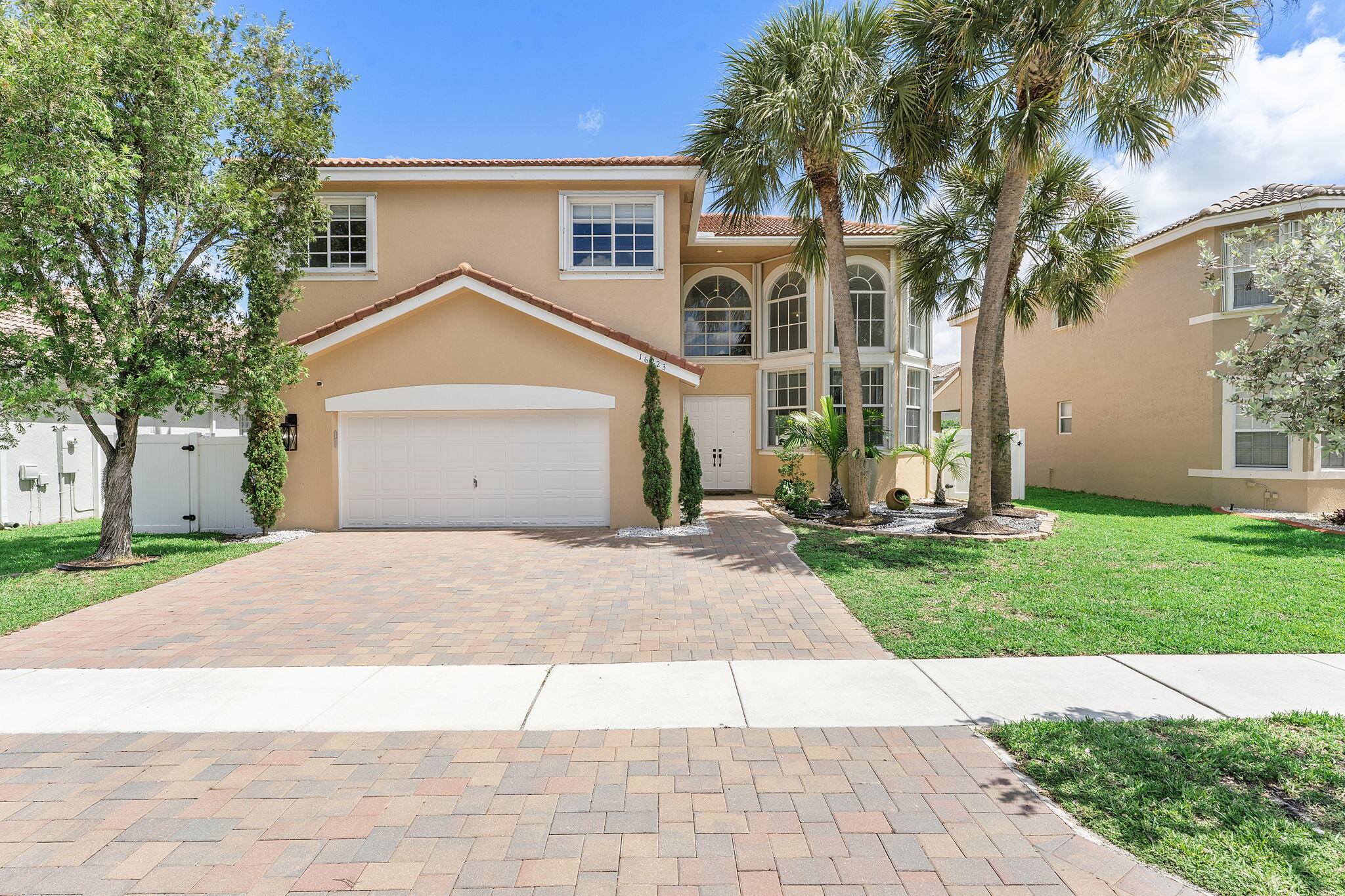 16223 SW 15th Street, Pembroke Pines, FL 33027, Pembroke Pines