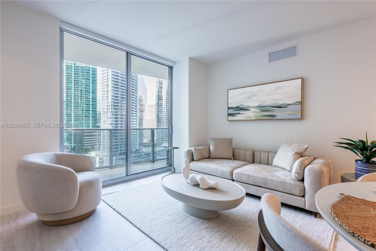 77 SE 5th Street 2602, Miami, FL 33131 photo 3