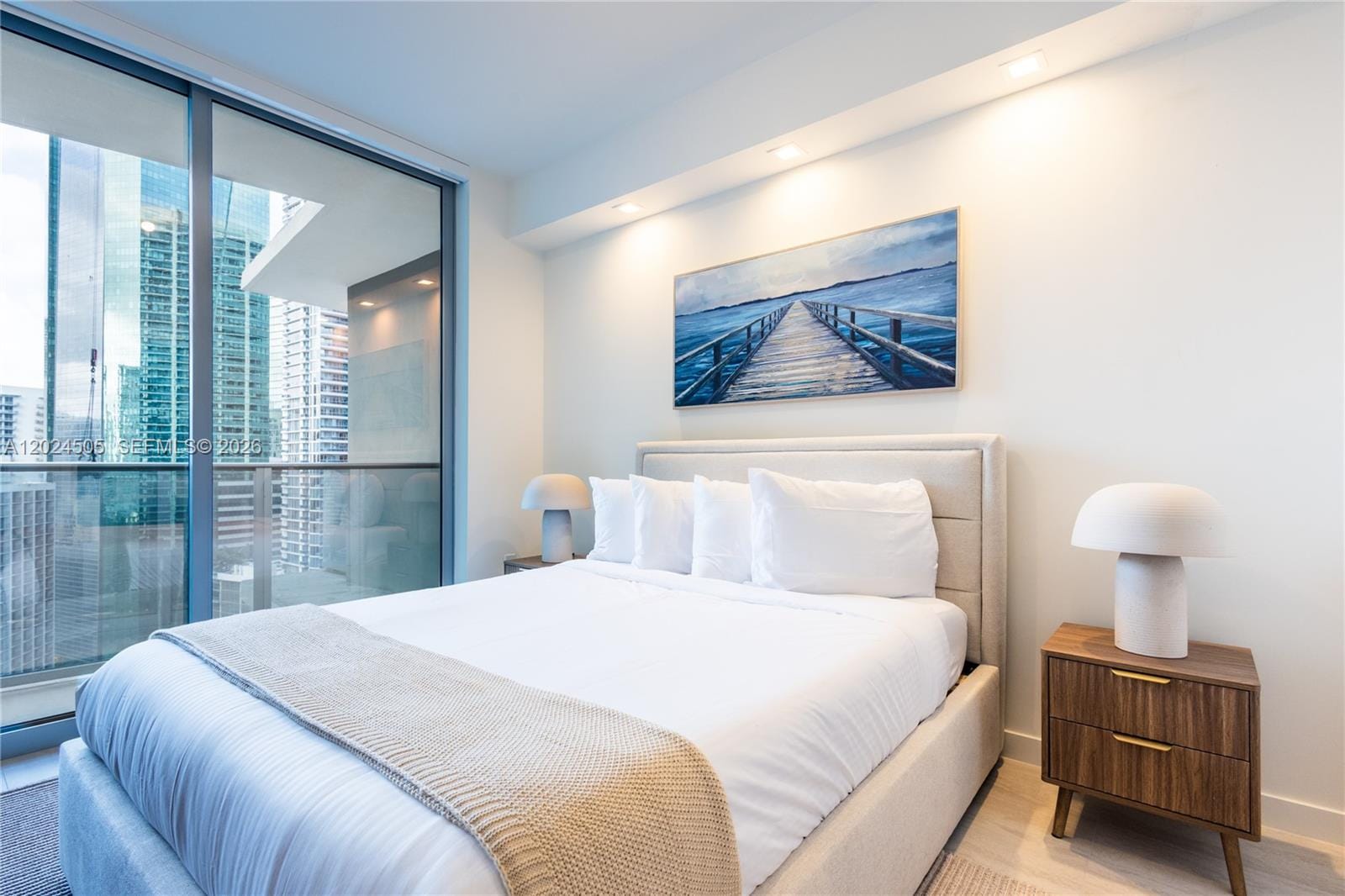 77 SE 5th Street 2602, Miami, FL 33131 photo 24