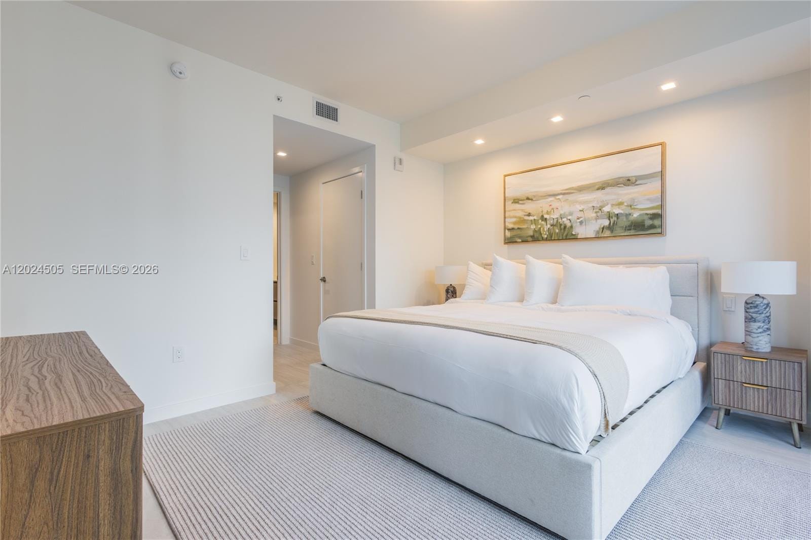 77 SE 5th Street 2602, Miami, FL 33131 photo 9