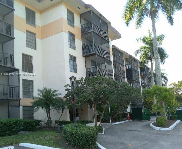 5570 NW 44th Street 507A, Lauderhill, FL 33319