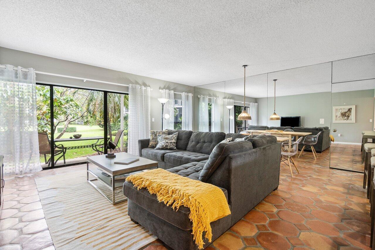 11863 Wimbledon Circle 406, Wellington, FL 33414, Wellington