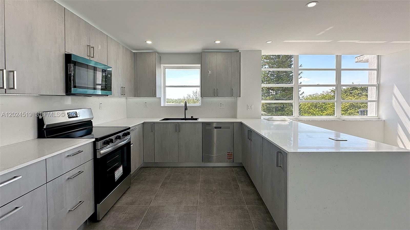 2780 NE 183rd Street 701, Aventura, FL 33160, Aventura