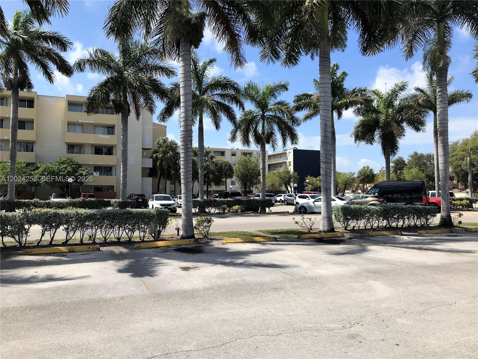 10000 NW 80 Court 2225, Hialeah Gardens, FL 33016, Hialeah Gardens