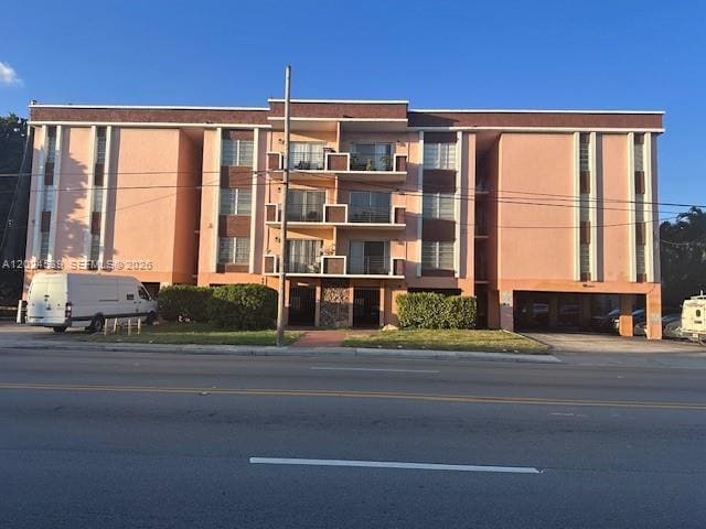 365 NE 125th Street 306, North Miami, FL 33161
