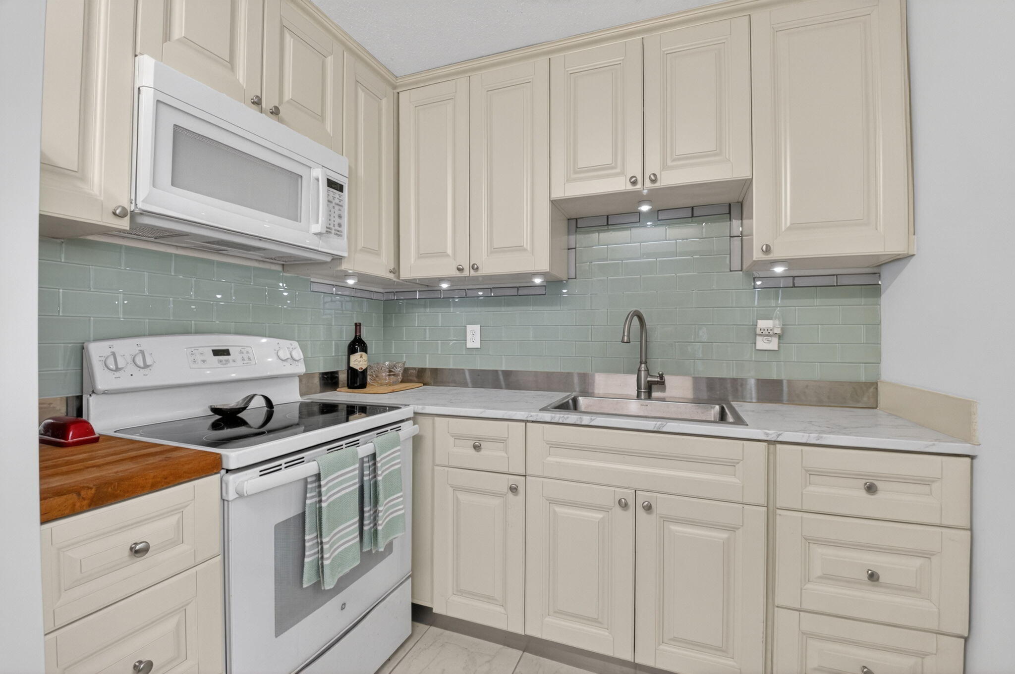 502 Normandy K — photo 10