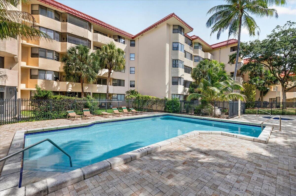 7451 NW 16th Street 407, Plantation, FL 33313 photo 23