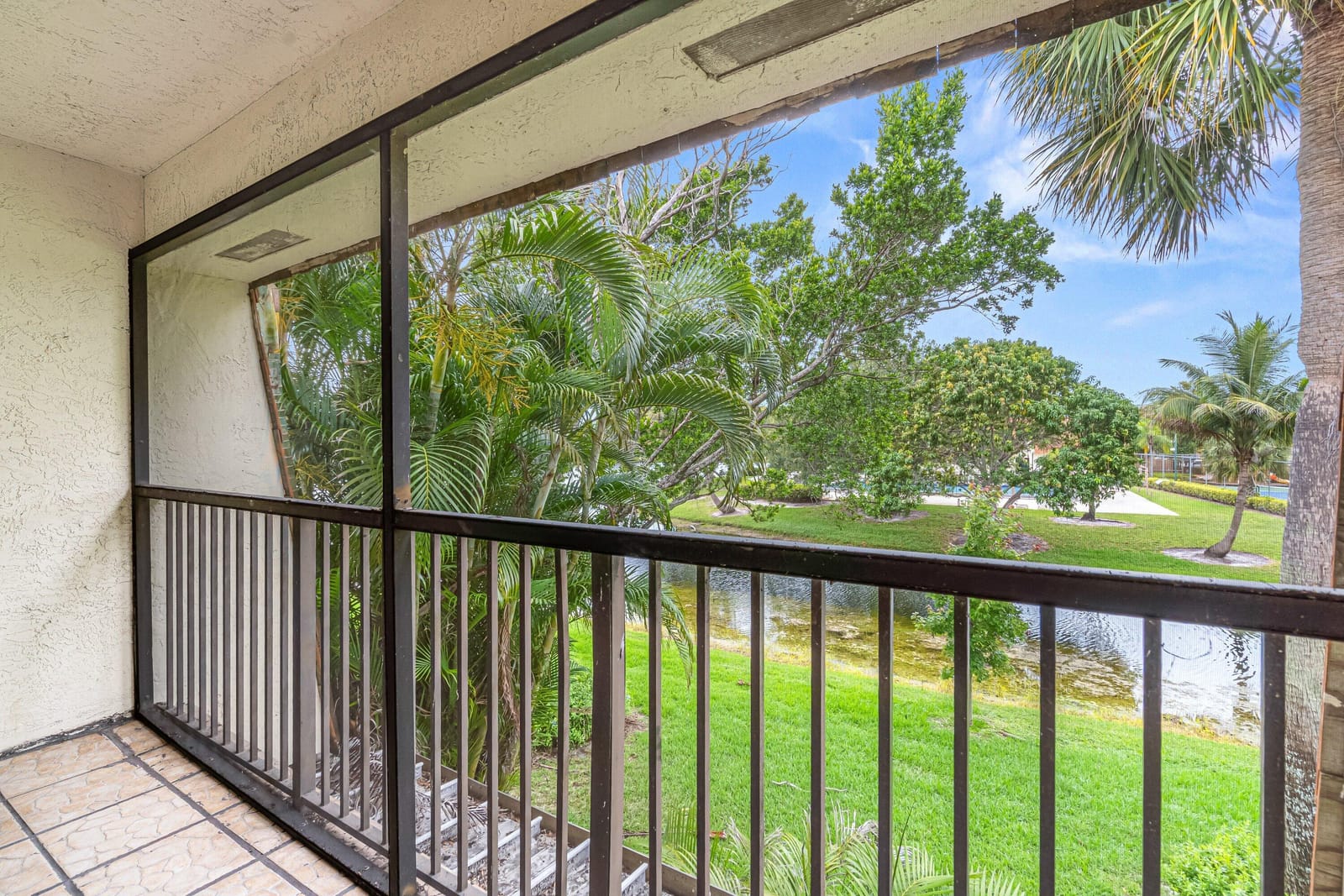 8321 S Coral Circle, North Lauderdale, FL 33068 photo 28