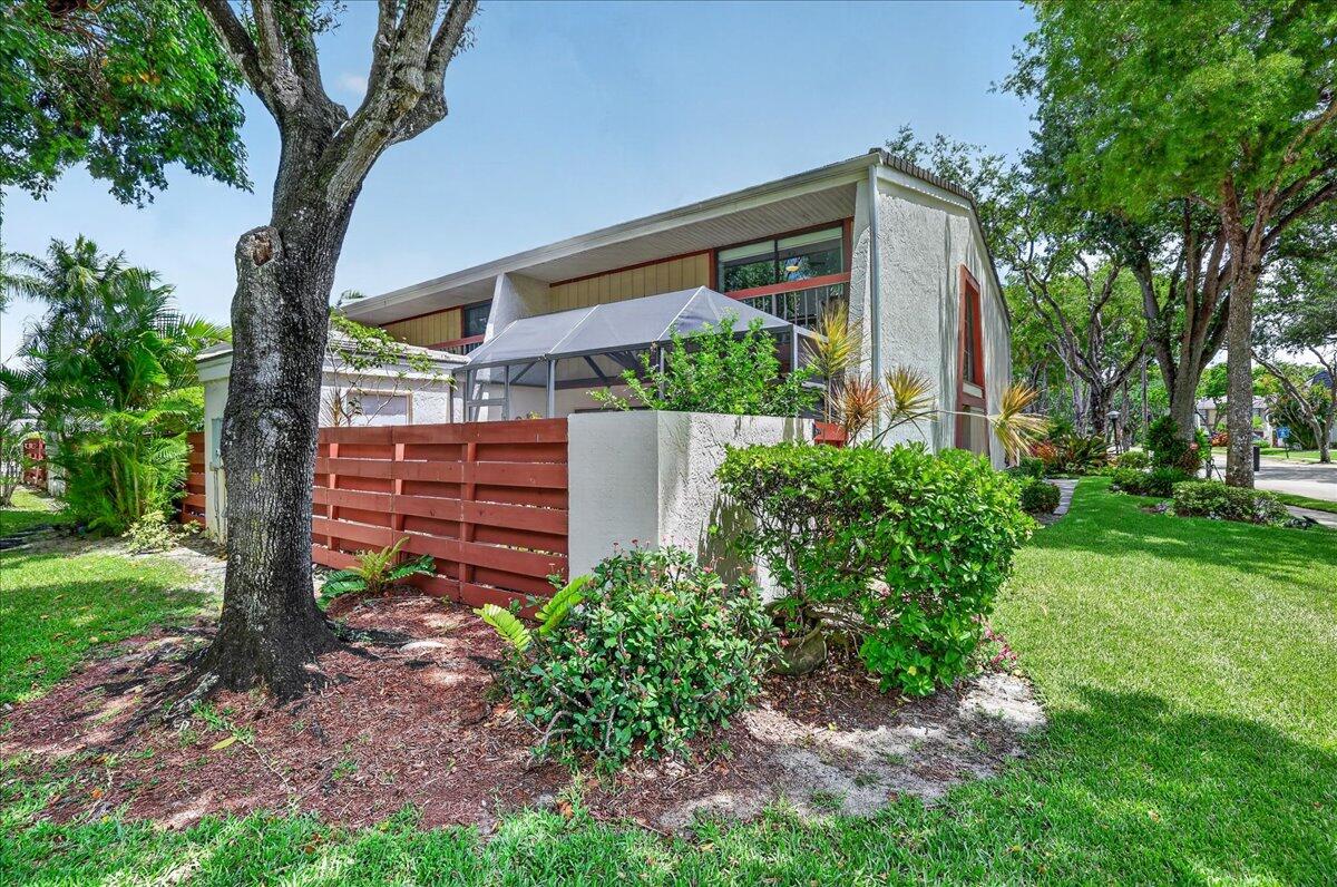 2999 Oaktree Lane 343, Hollywood, FL 33021, Hollywood
