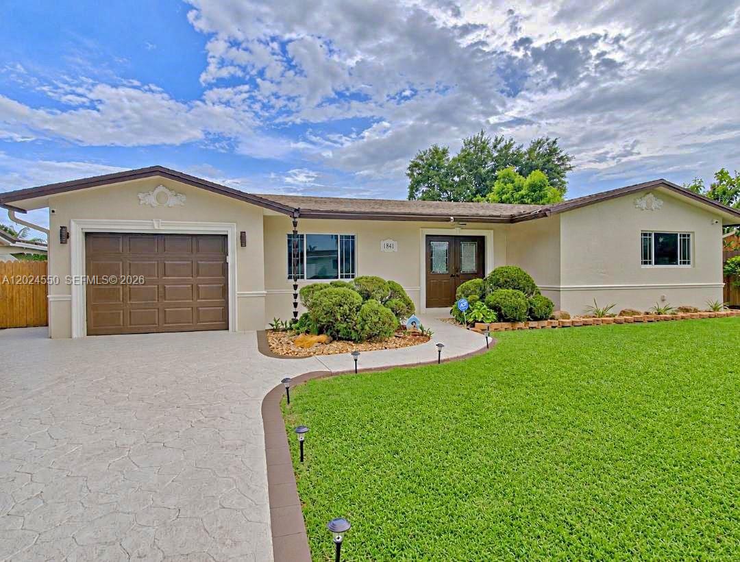 1841 NW 113th Avenue, Pembroke Pines, FL 33026, Pembroke Pines