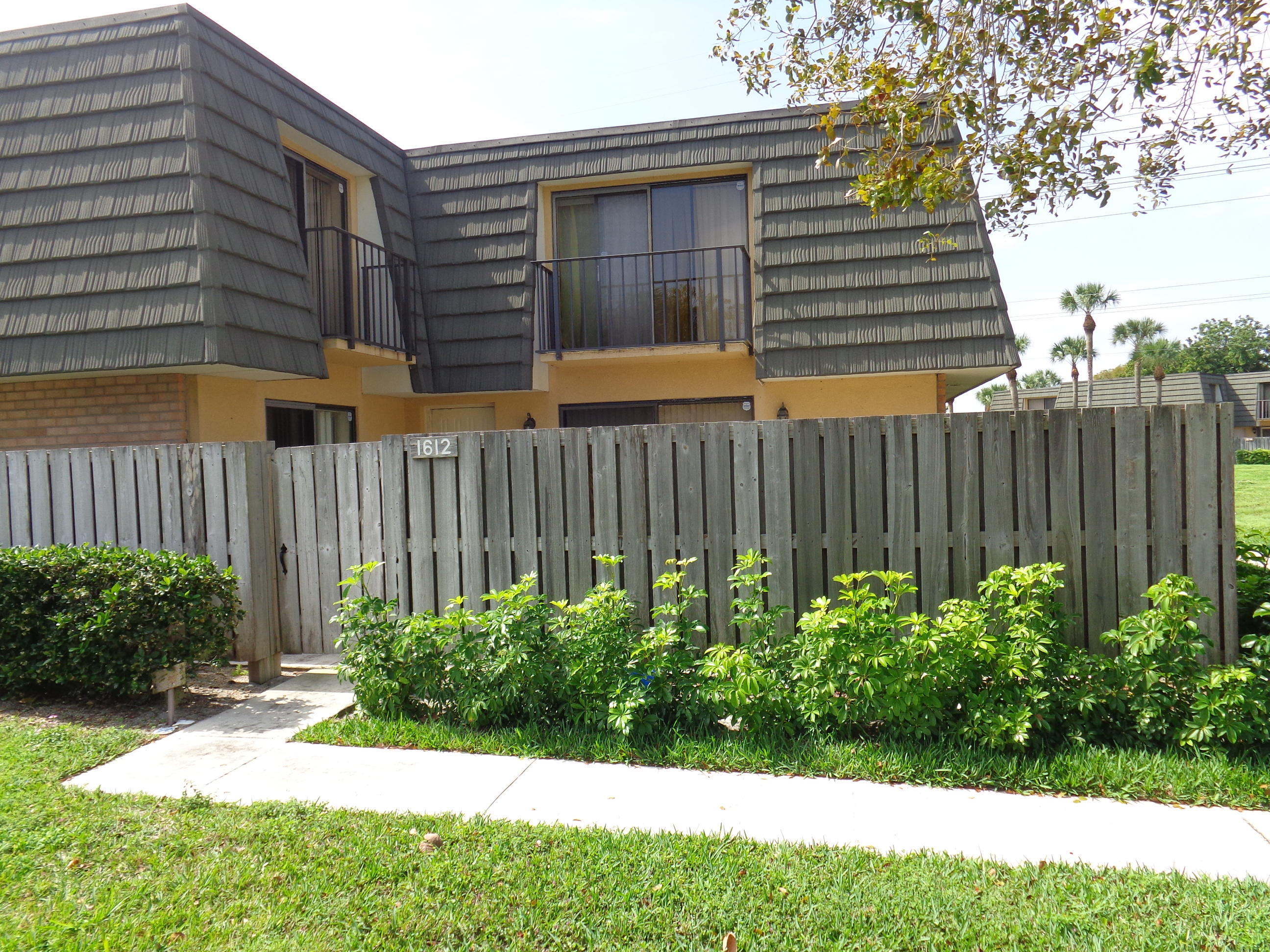 1612 16th Way 1612, West Palm Beach, FL 33407, West Palm Beach