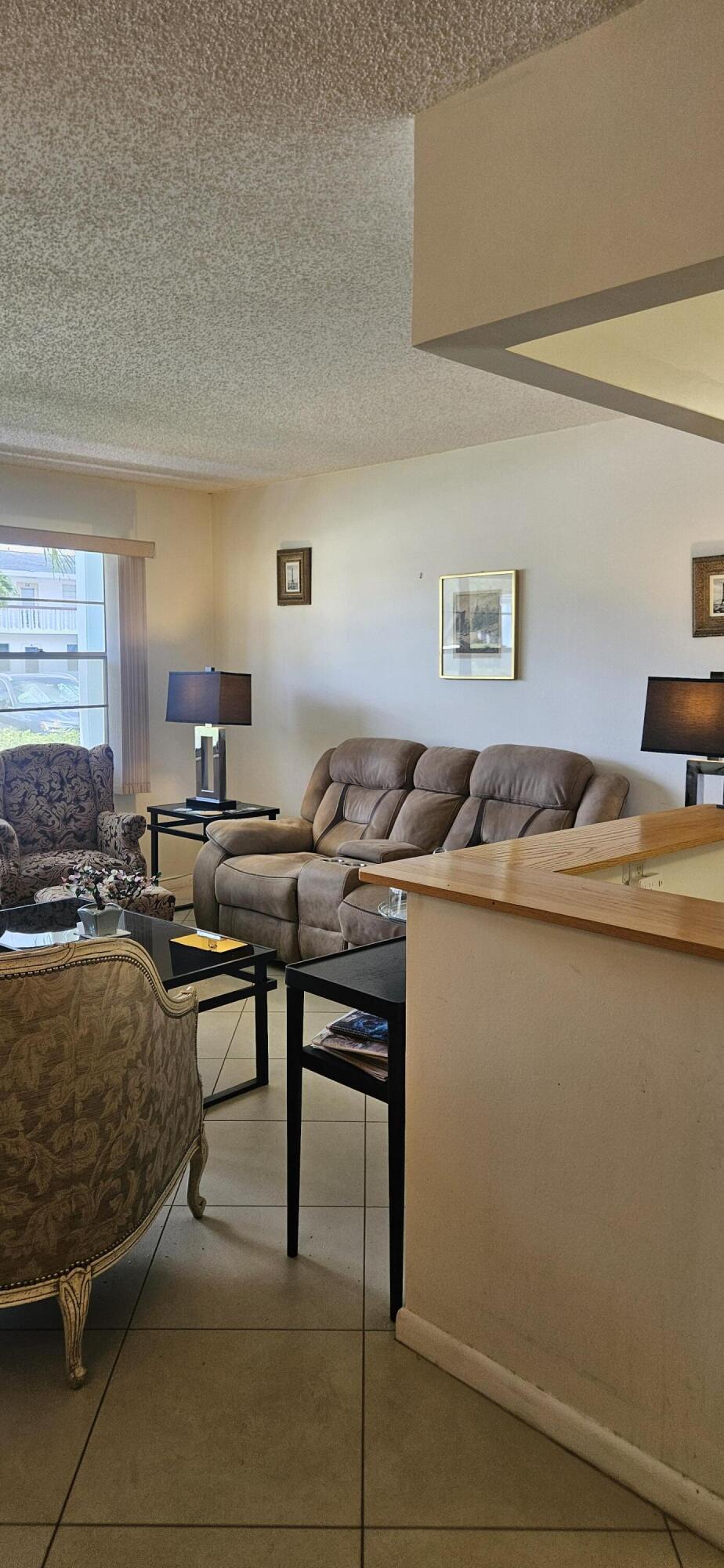 27 Newport B, Deerfield Beach, FL 33442, Deerfield Beach