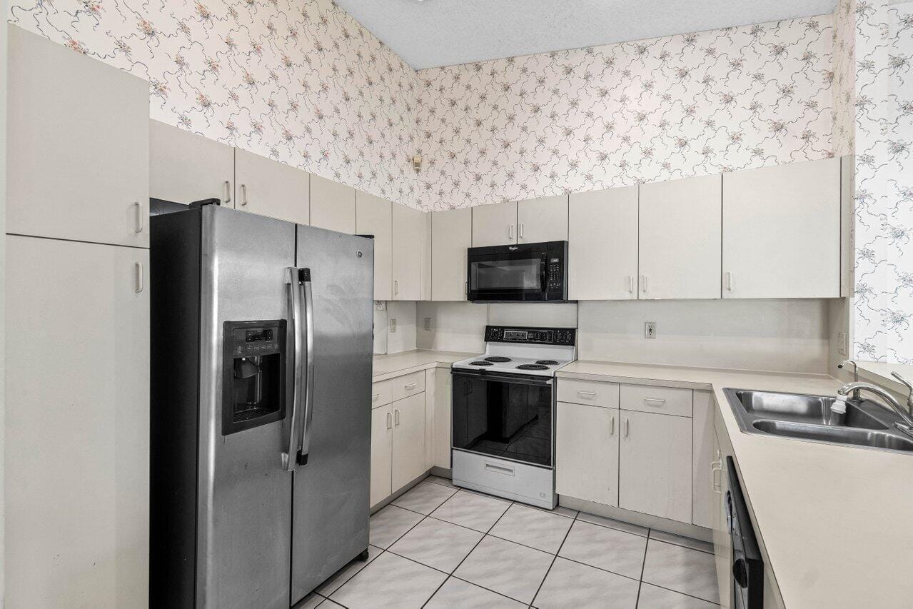 10001 Country Brook Road — photo 7