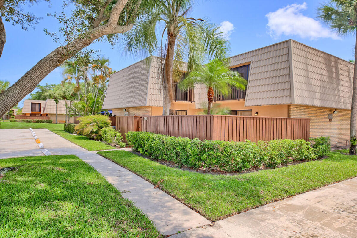 5731 57th Way 42a, West Palm Beach, FL 33409, West Palm Beach
