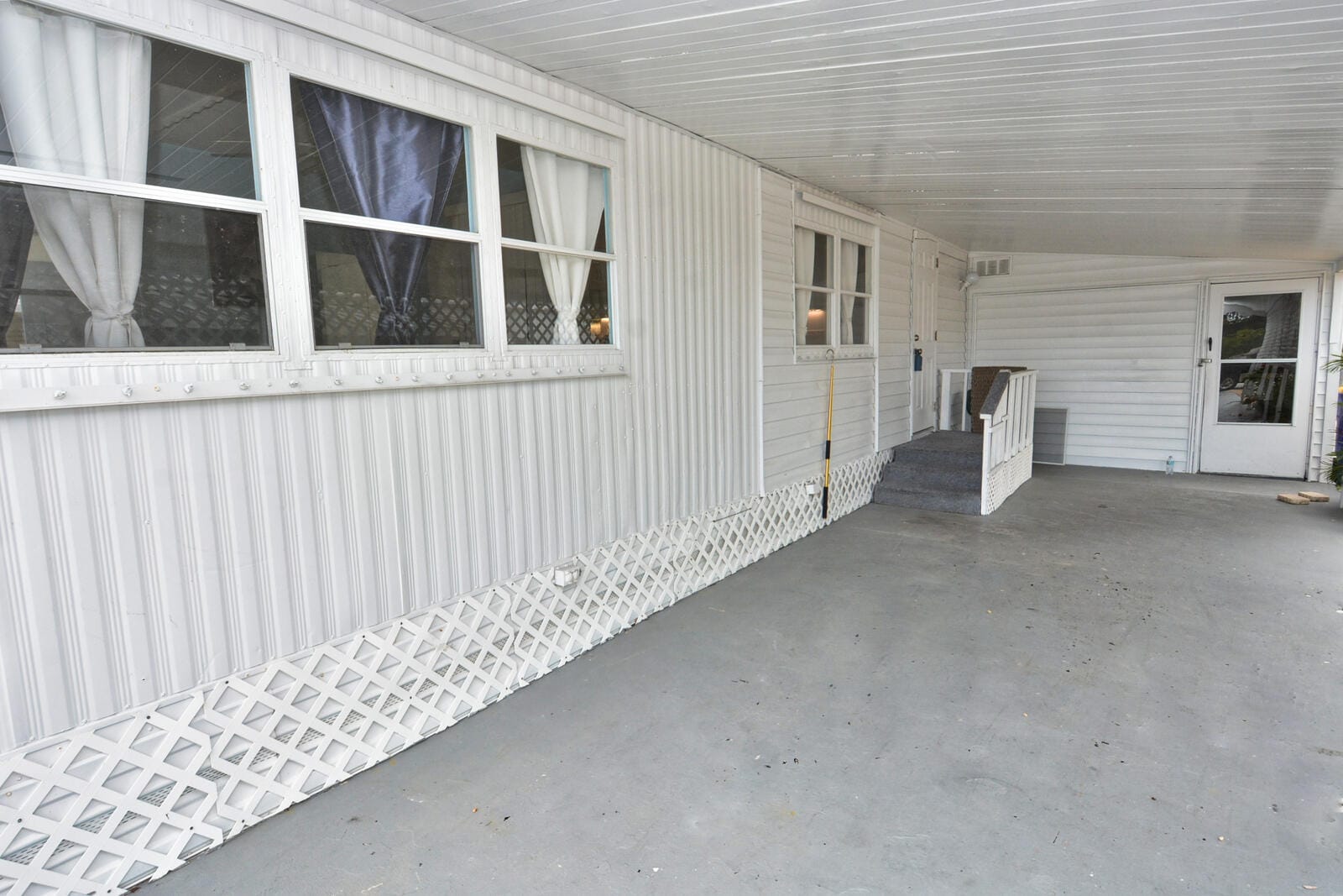 8400 SE Eagle Avenue — photo 6