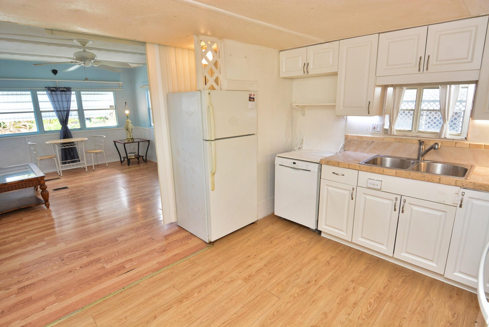 8400 SE Eagle Avenue — photo 8