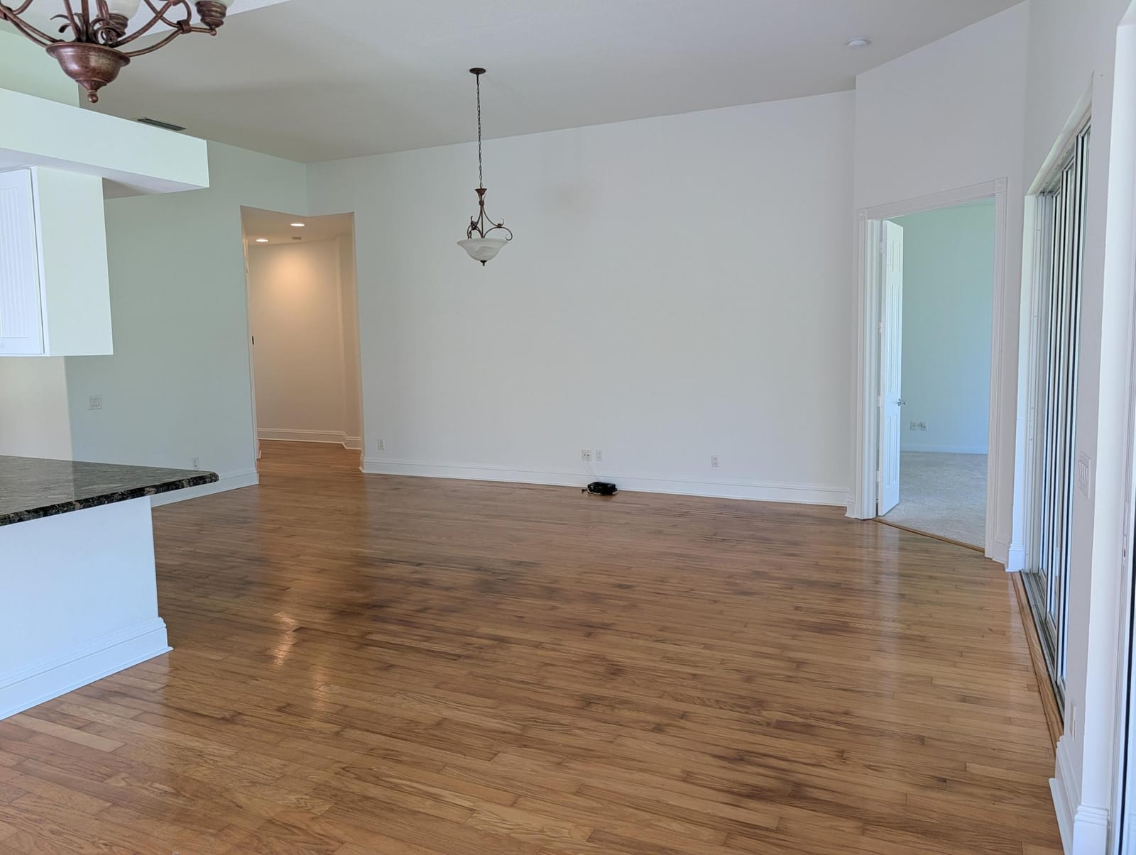 170 Euphrates Circle — photo 4