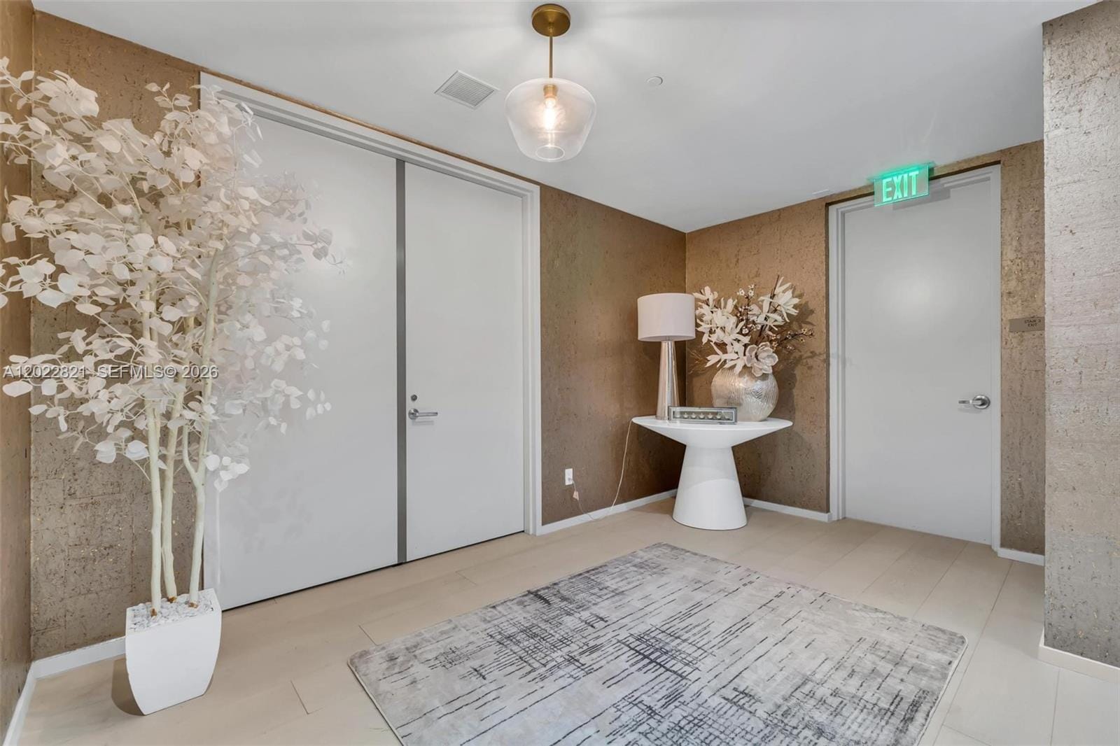 18975 Collins Avenue 2802, Sunny Isles Beach, FL 33160 photo 2