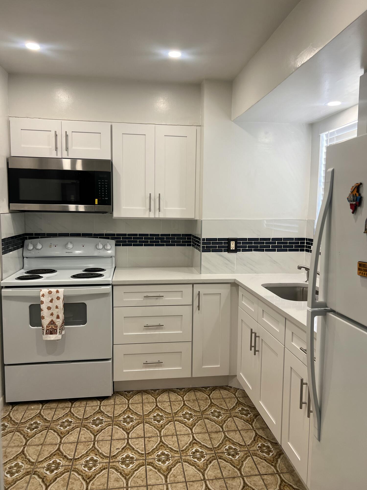 719 Lori Drive 203, Palm Springs, FL 33461, Palm Springs
