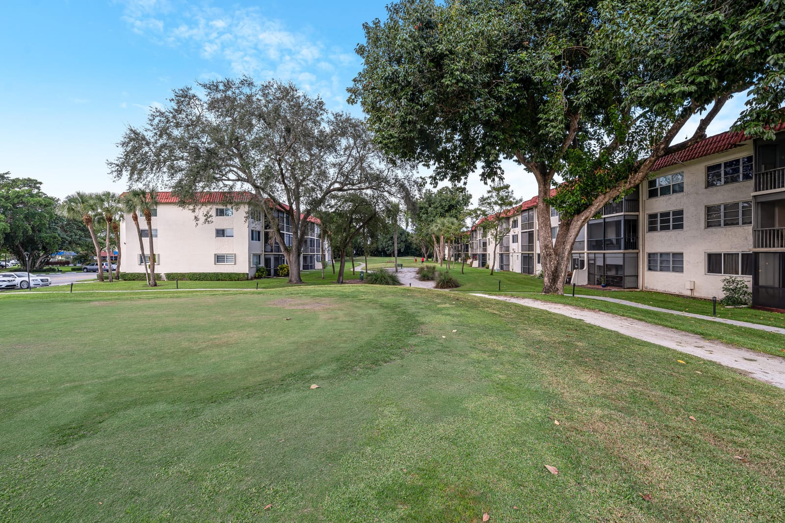 8911 S Hollybrook Boulevard 306, Pembroke Pines, FL 33025 photo 18