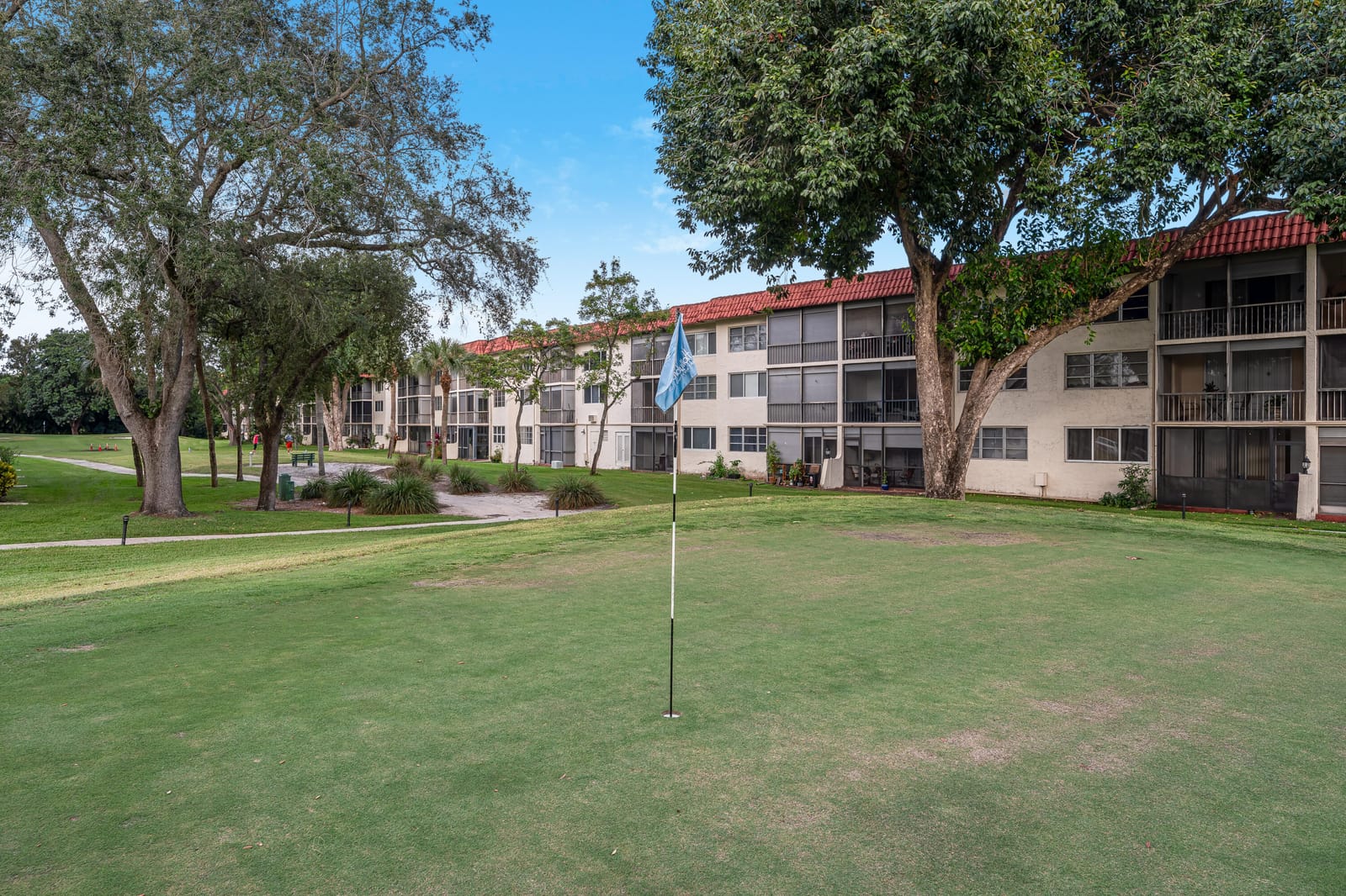 8911 S Hollybrook Boulevard 306, Pembroke Pines, FL 33025 photo 6