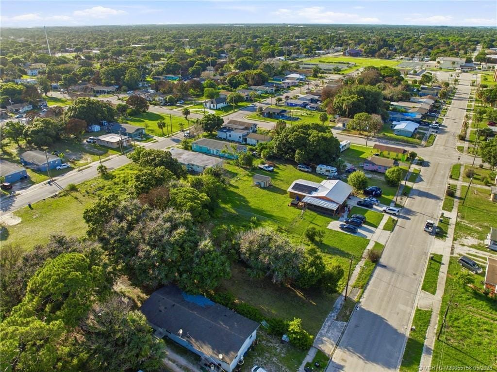 701 N 19th Street, Fort Pierce, FL 34950 photo 6