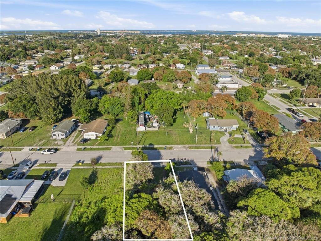 701 N 19th Street, Fort Pierce, FL 34950 photo 8