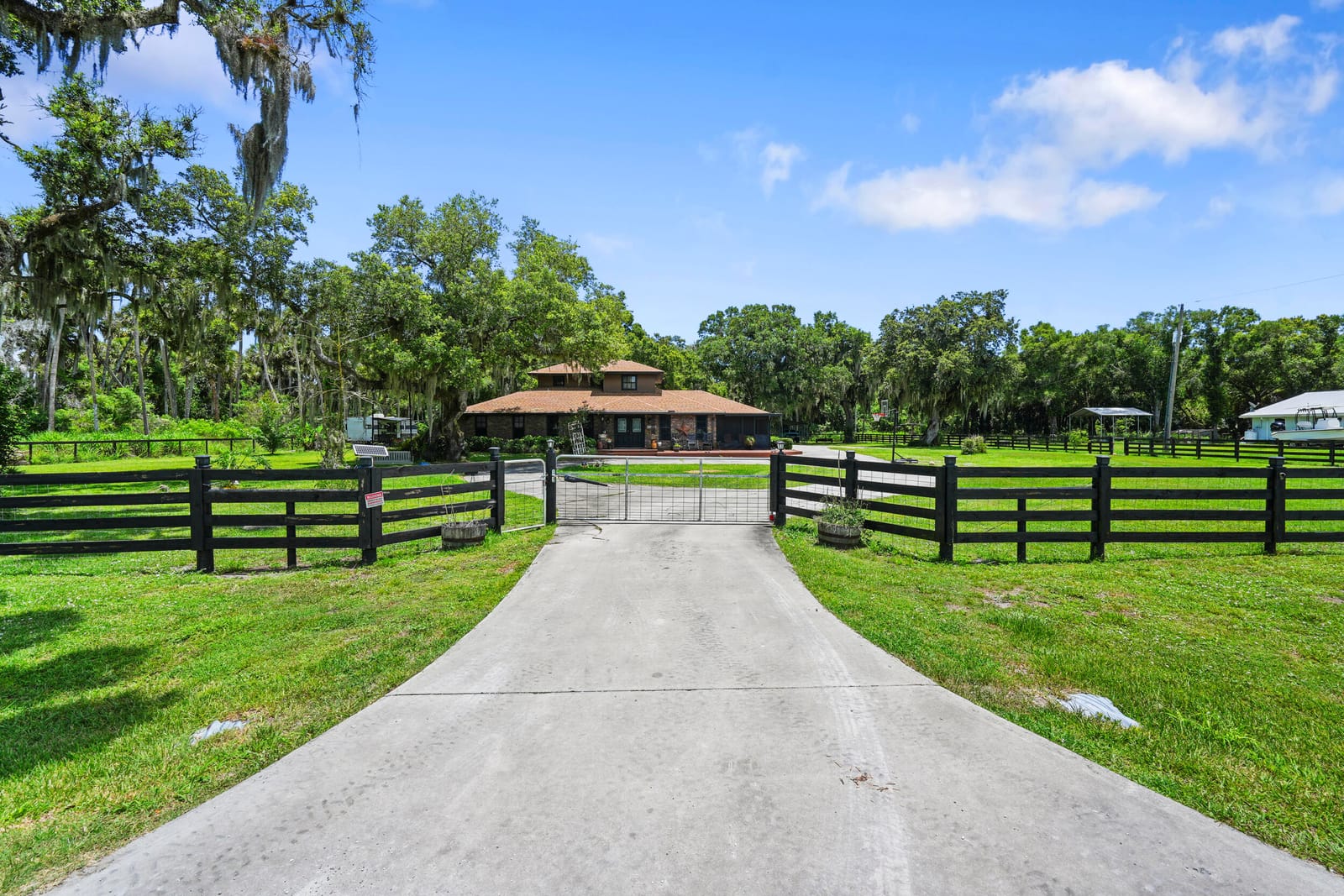 4170 Mccarty Road, Fort Pierce, FL 34945 photo 3