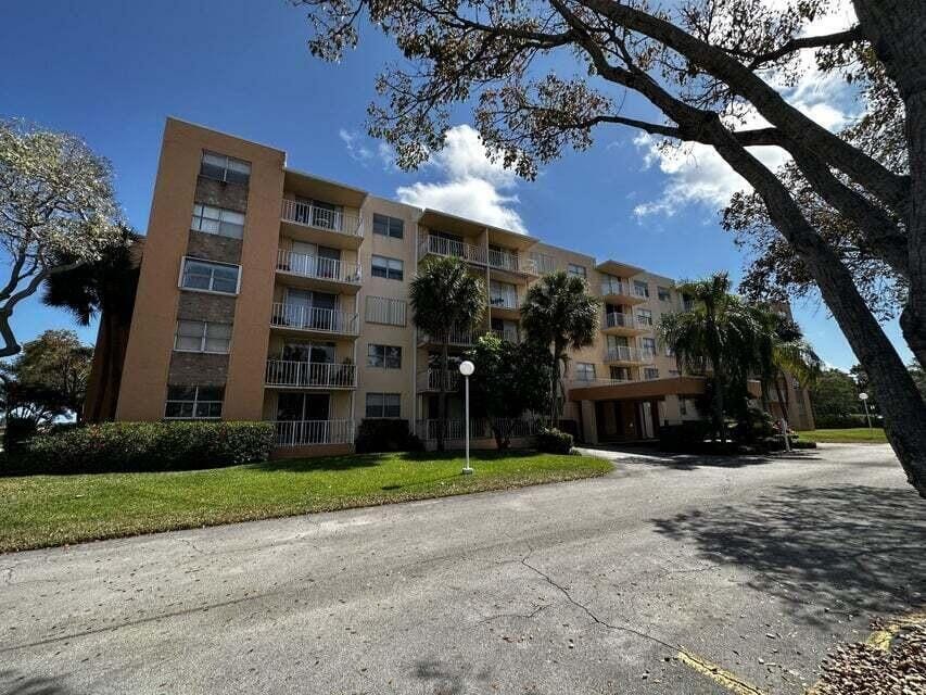 480 Executive Center Drive 4a, West Palm Beach, FL 33401 photo 22