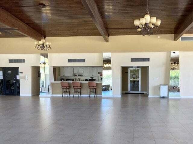 480 Executive Center Drive 4a — photo 6