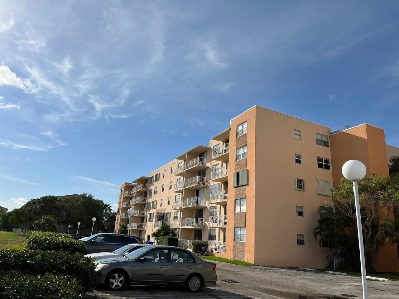 480 Executive Center Drive 4a — photo 10