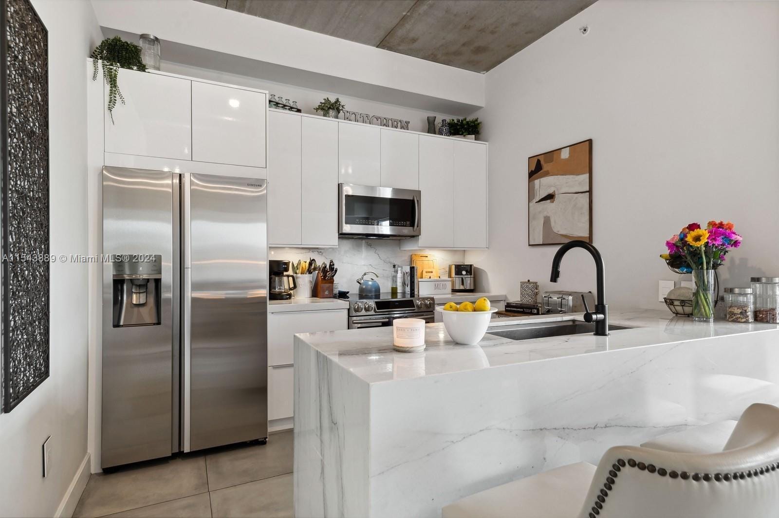 111 SE 2nd Street 201 — photo 5