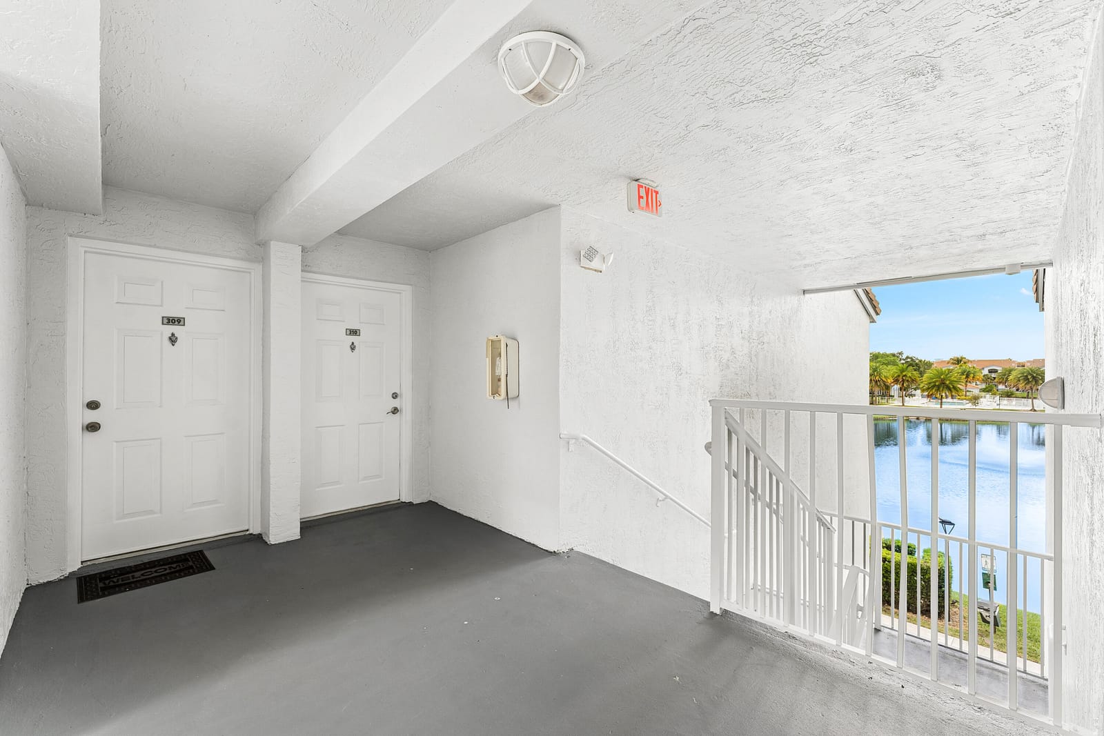 2640 S University Drive 309, Davie, FL 33328 photo 2
