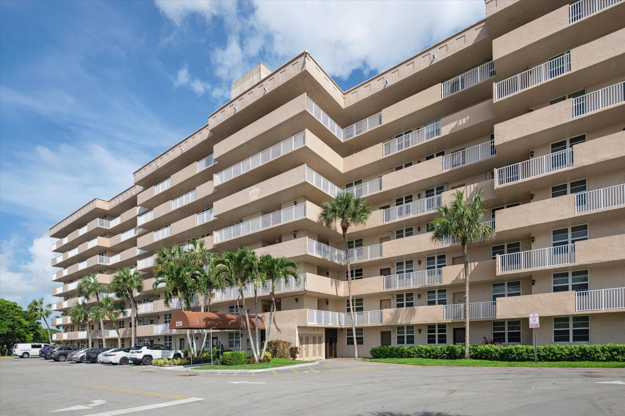 250 Jacaranda Drive 408, Plantation, FL 33324, Plantation