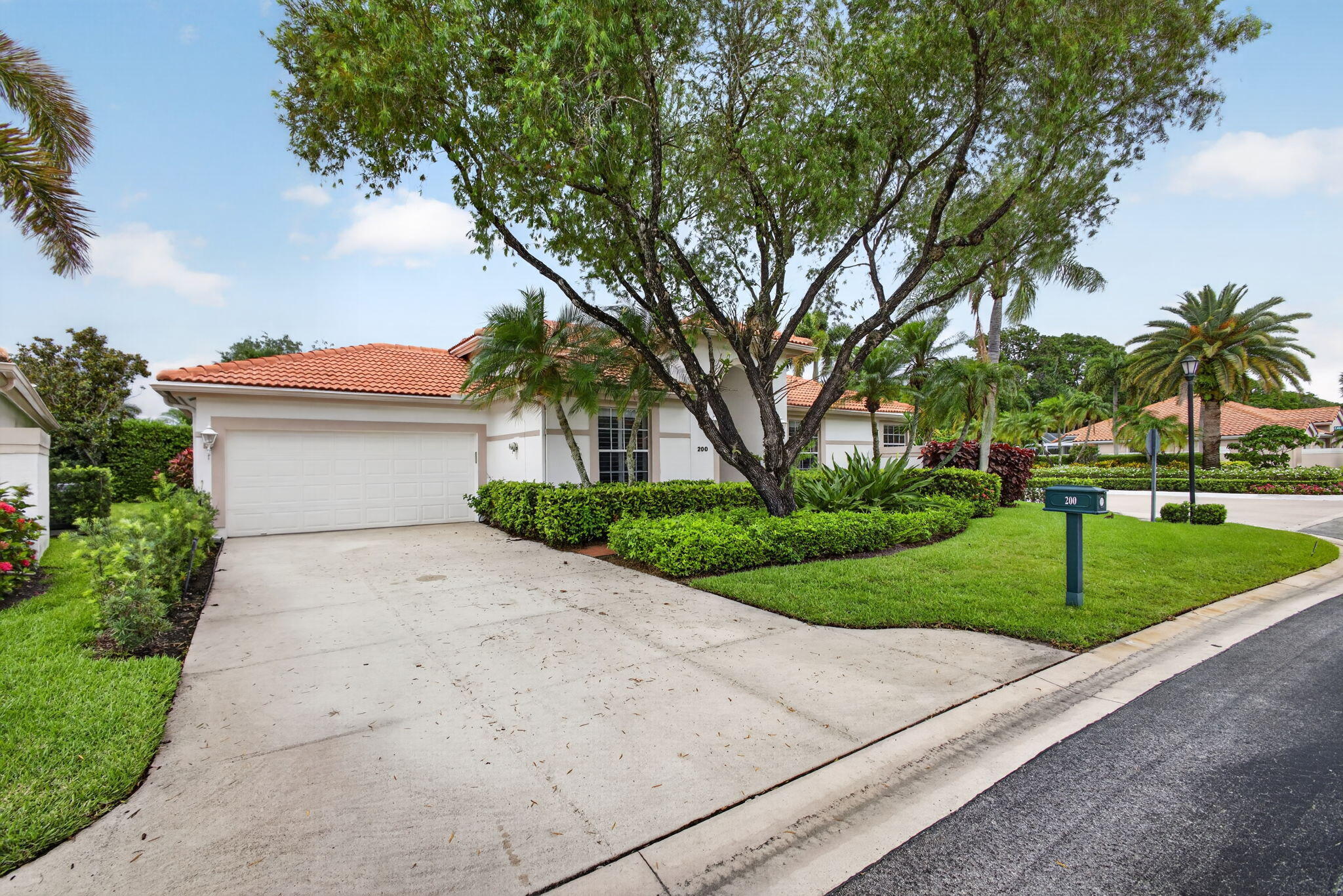 200 Eagleton Estates Boulevard — photo 3
