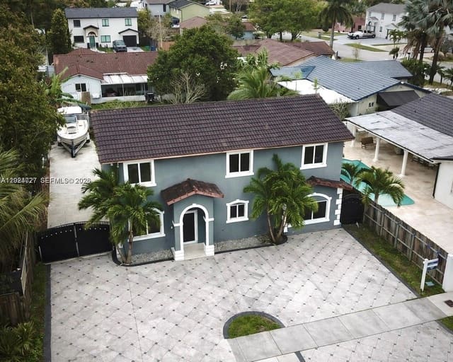 15302 SW 180th Terrace, Miami, FL 33187