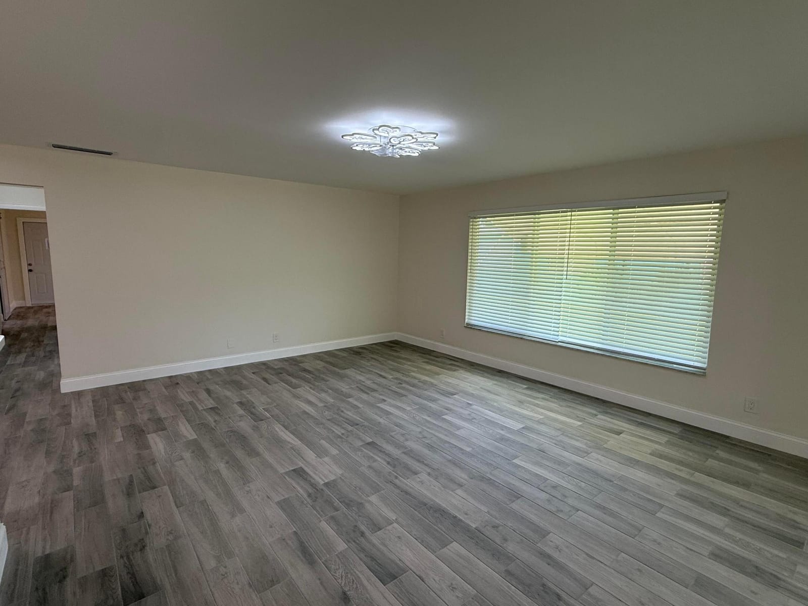 255 South Boulevard D — photo 2