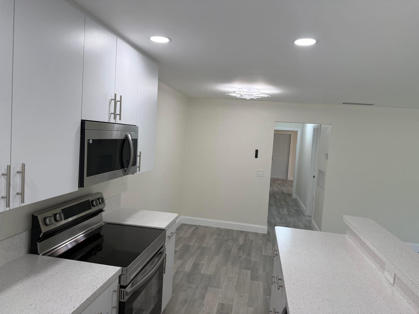 255 South Boulevard D — photo 6