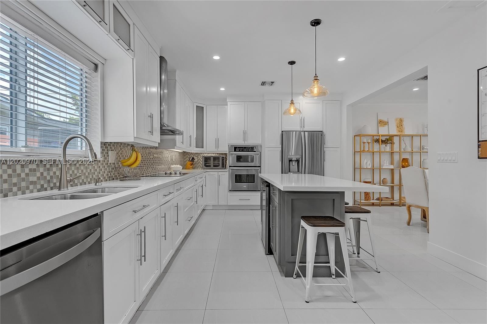 95 Shore Drive W — photo 9