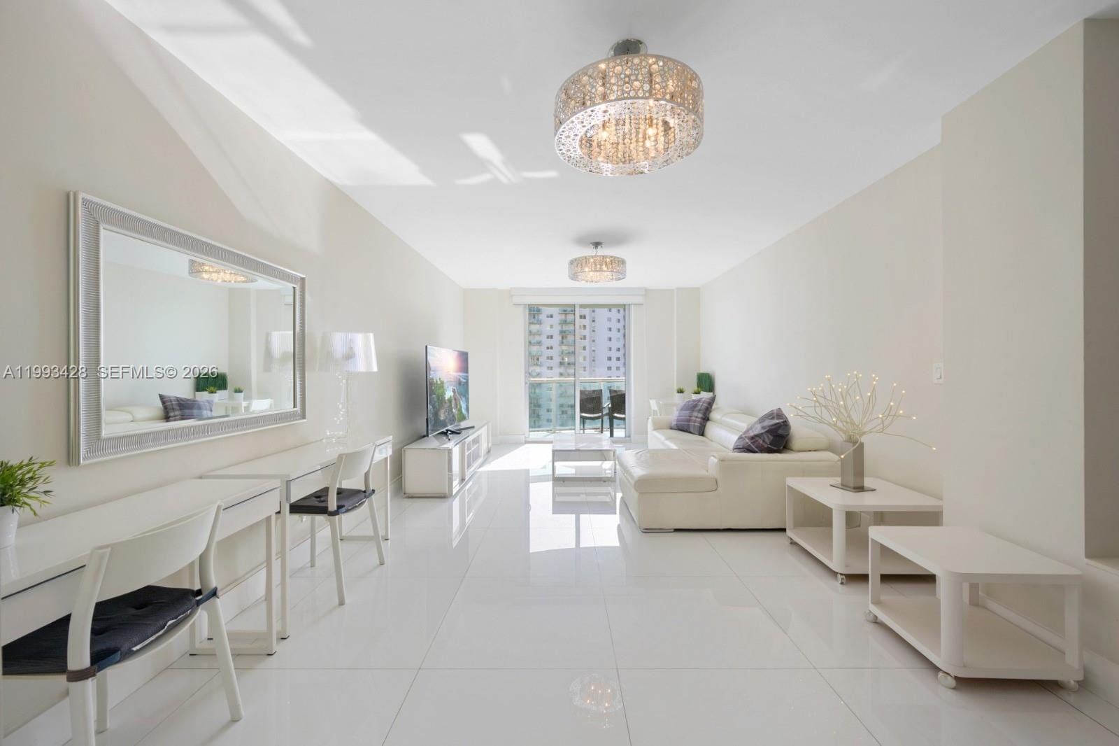 19370 Collins Avenue 916 — photo 4