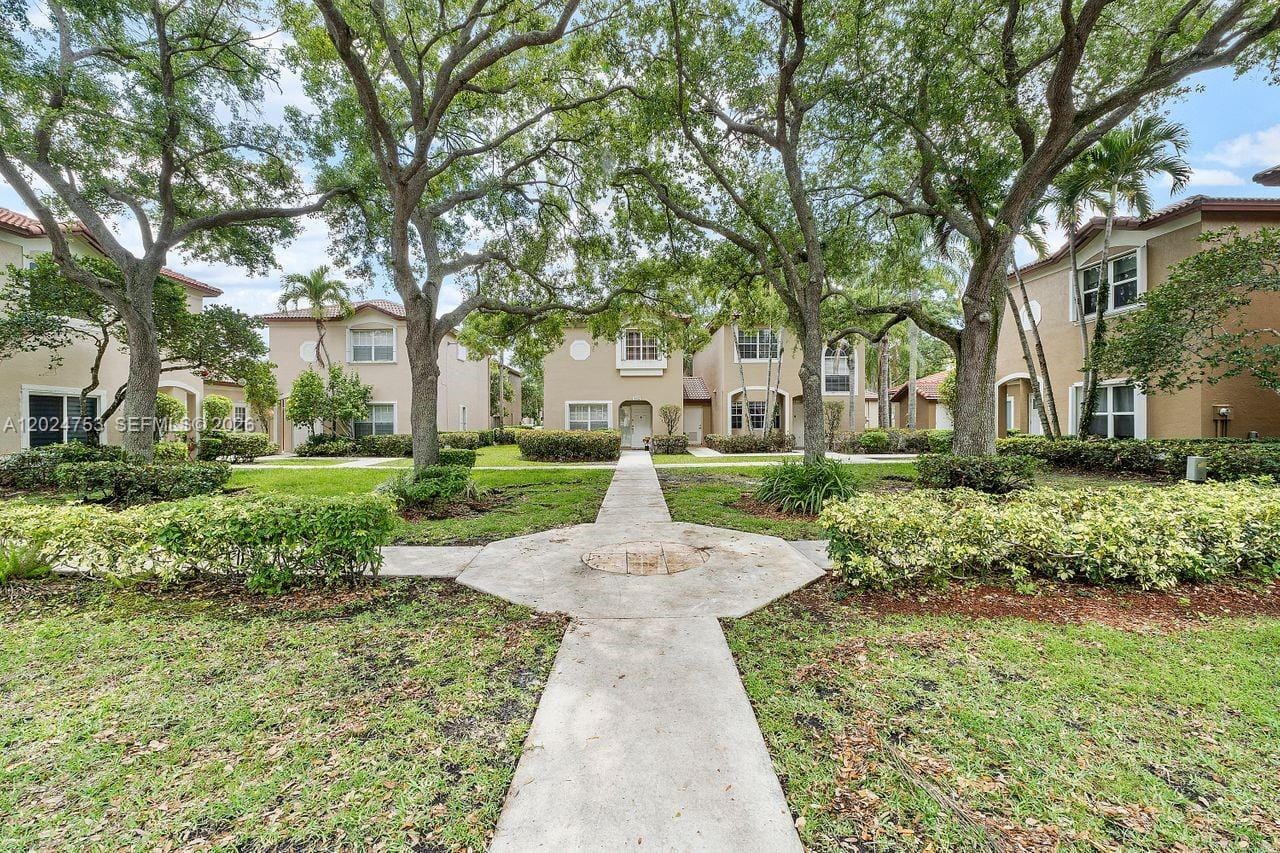 16035 Emerald Cove Road, Weston, FL 33331 photo 2