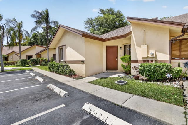 11145 NW 38th Place, Sunrise, FL 33351
