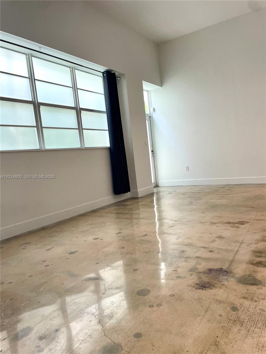 935 Euclid Avenue 6 — photo 8
