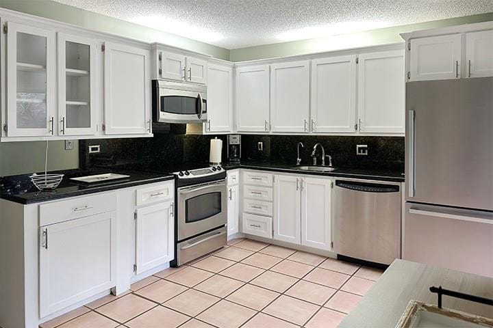 1700 Embassy Drive 504 — photo 4