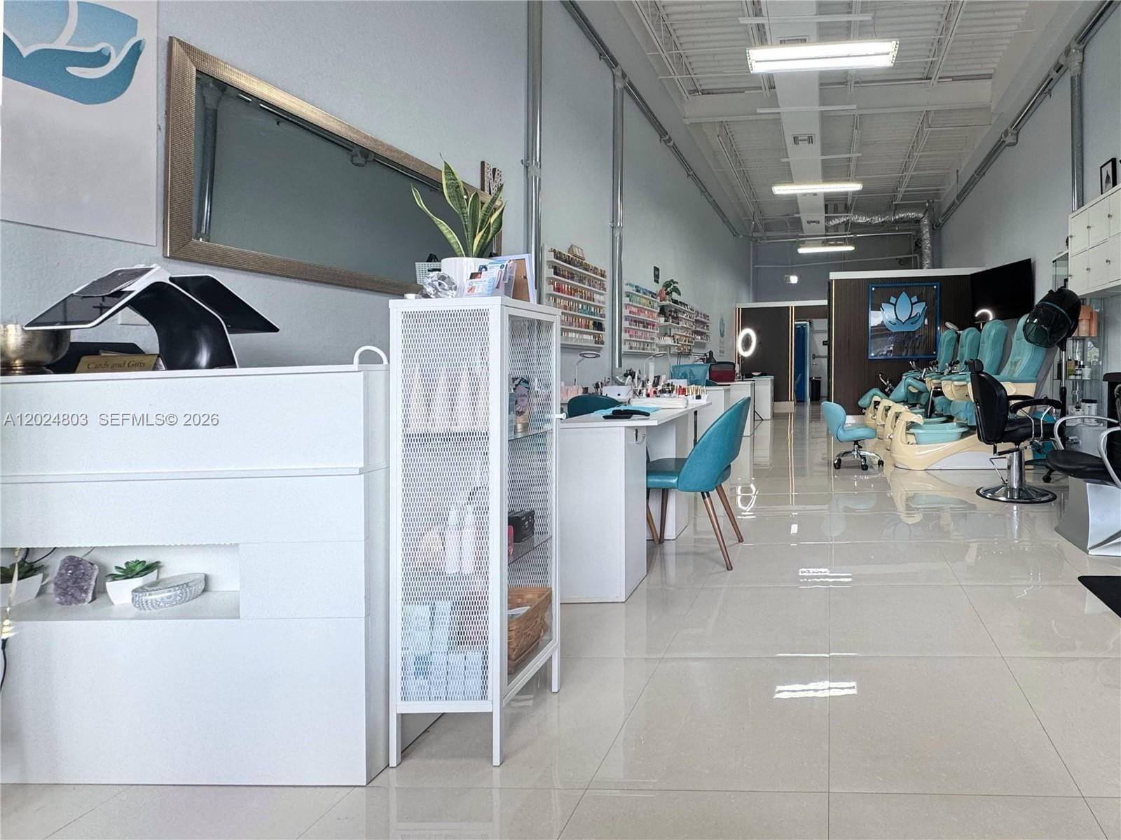 NAILS & SPA Nails & Spa State — photo 3