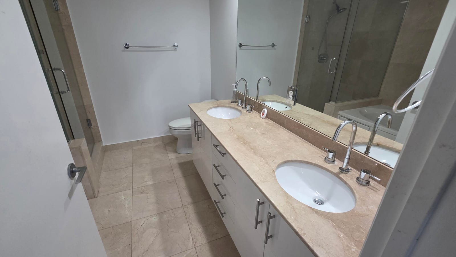 550 Okeechobee Boulevard 308 — photo 4