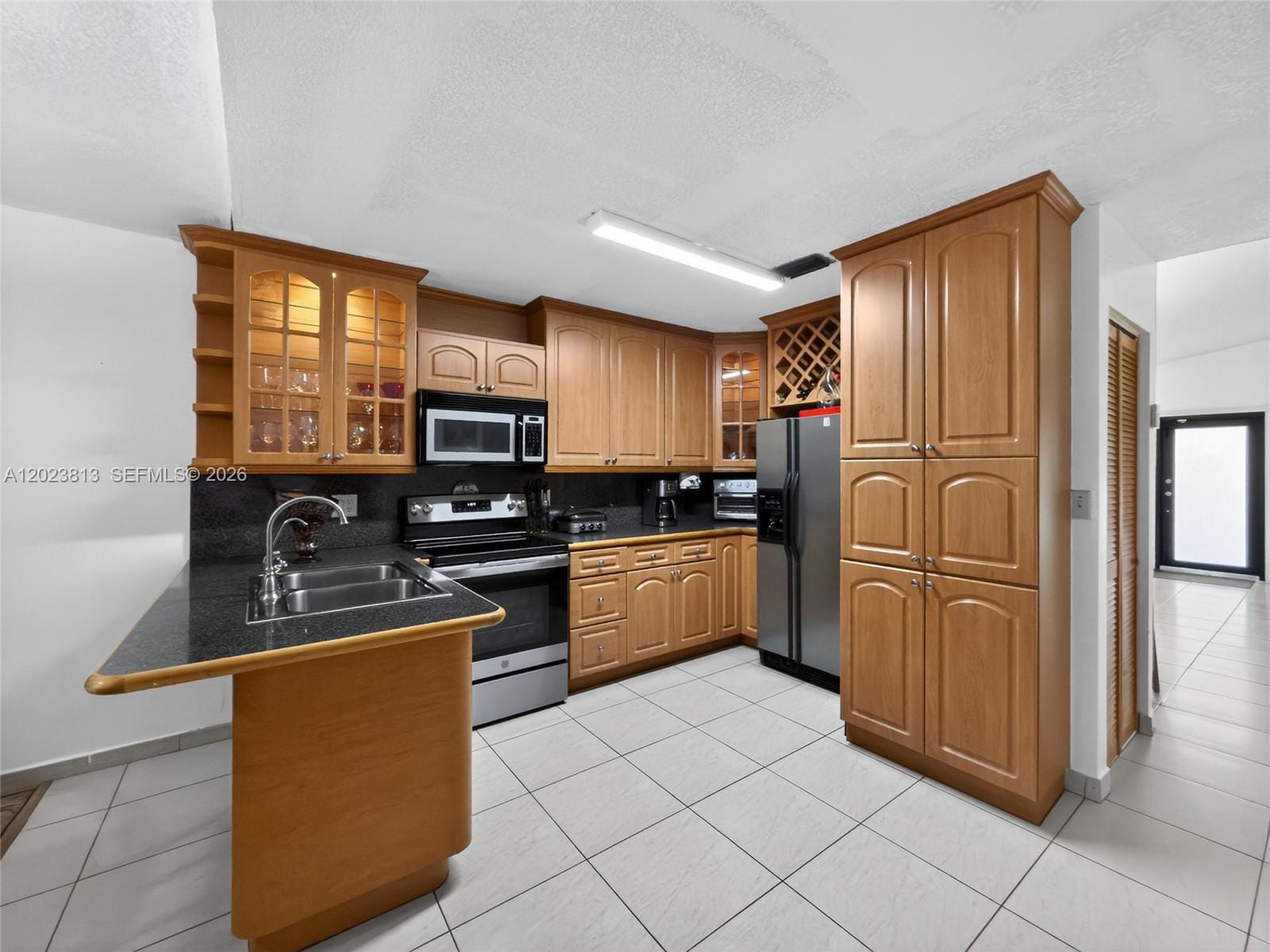 2462 W 65th Street, Hialeah, FL 33016 photo 12