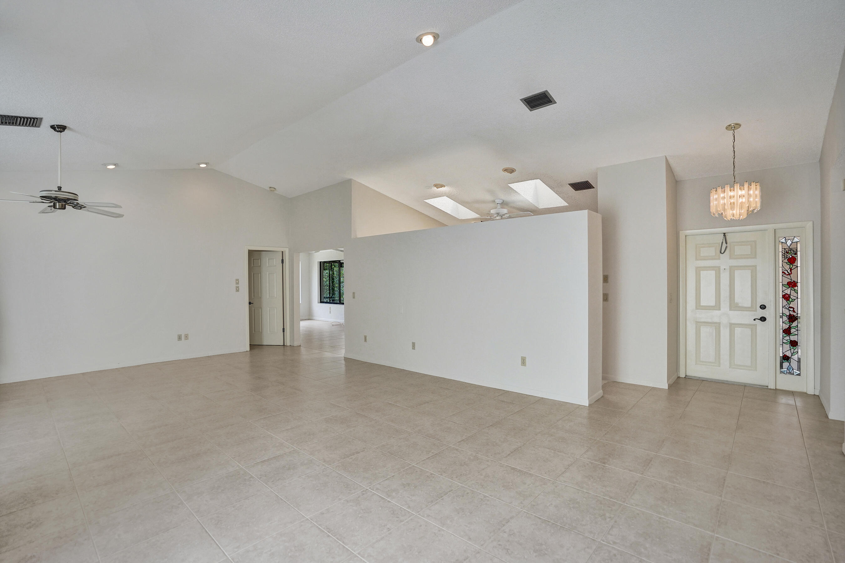 2395 NW 15th Street — photo 12